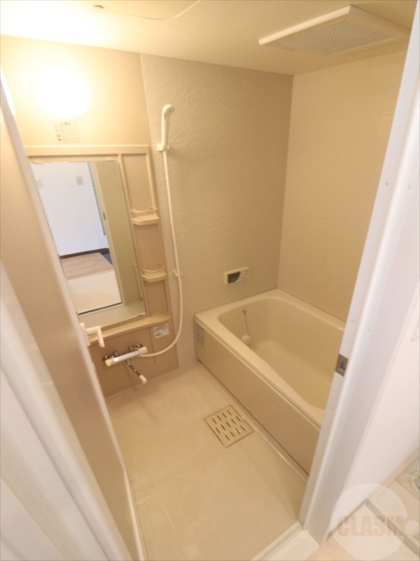 バス・シャワールーム　追い焚き機能付き