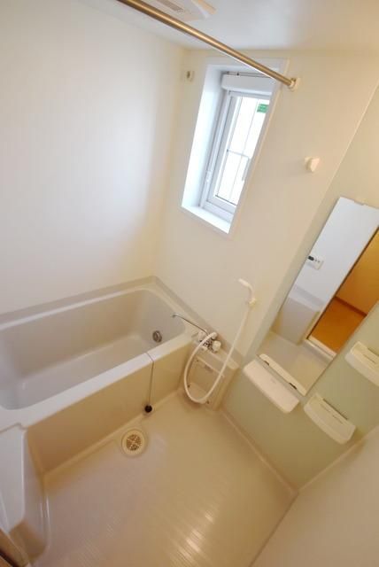 バス・シャワールーム　追い焚き付き