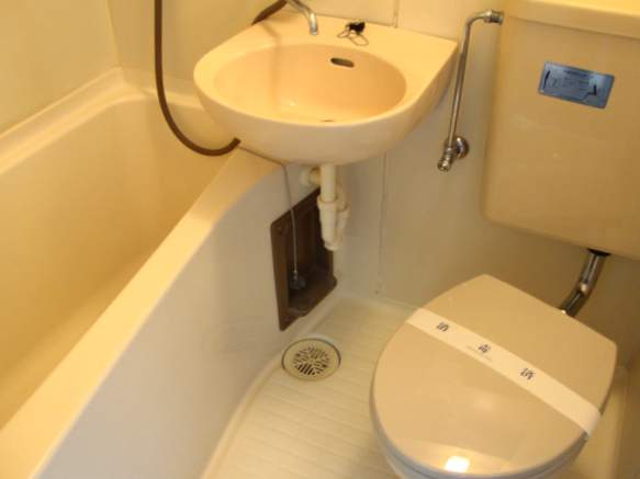 バス・シャワールーム