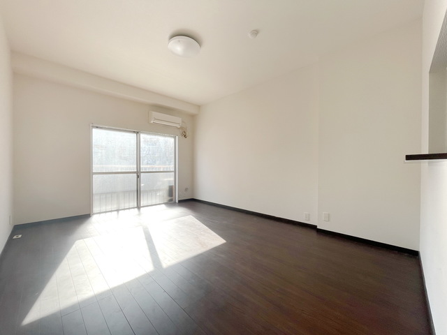 居室・リビング　～家族団欒はこちらです～