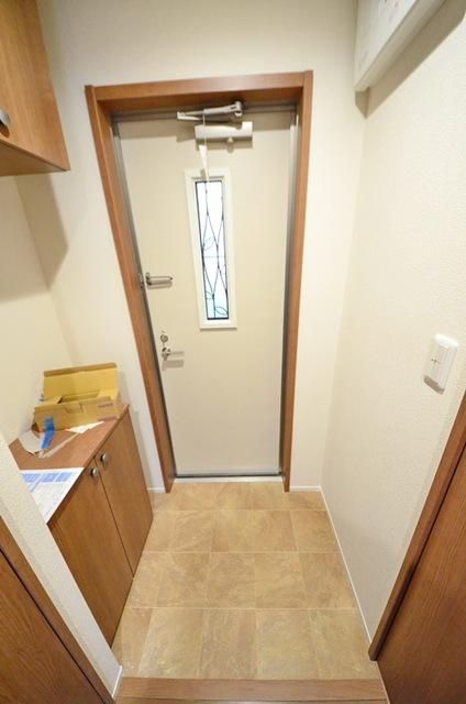 玄関　※他号室参考写真※