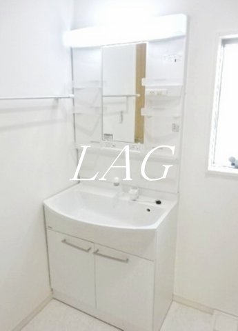 洗面設備　洗面台です。