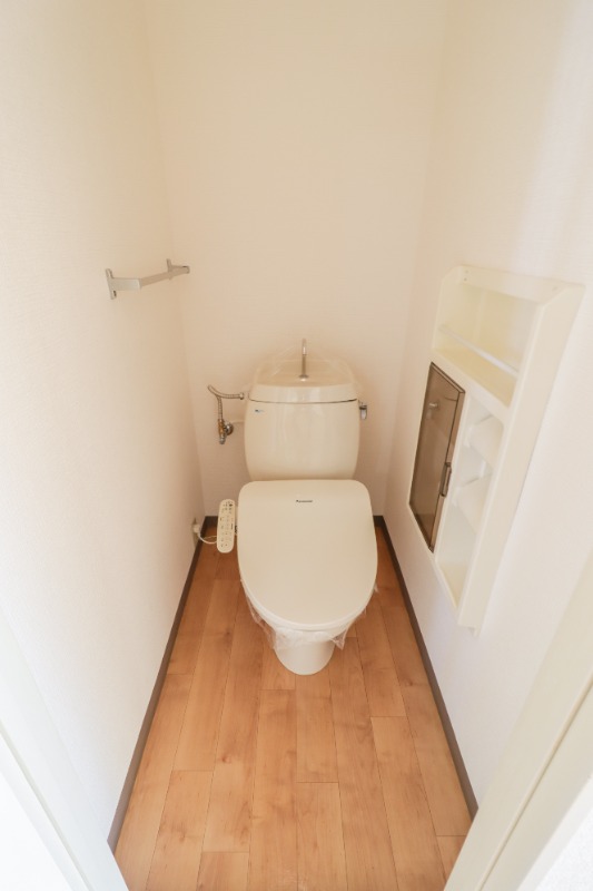 トイレ　図面と現状に相違がある場合には現状を優先