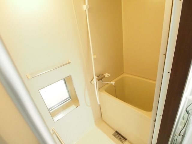 バス・シャワールーム　浴室