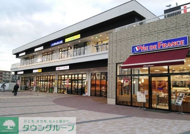 ショッピングセンター　相鉄ライフいずみ野（ショッピングセンター）まで320m