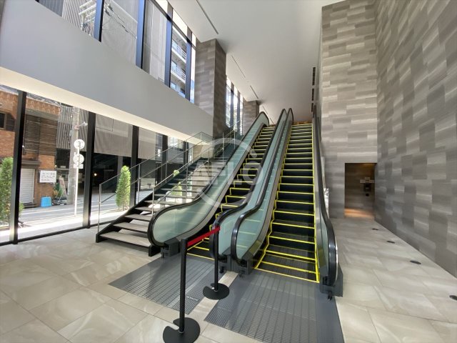 ロビー　ブランズタワー御堂筋本町　ロビー