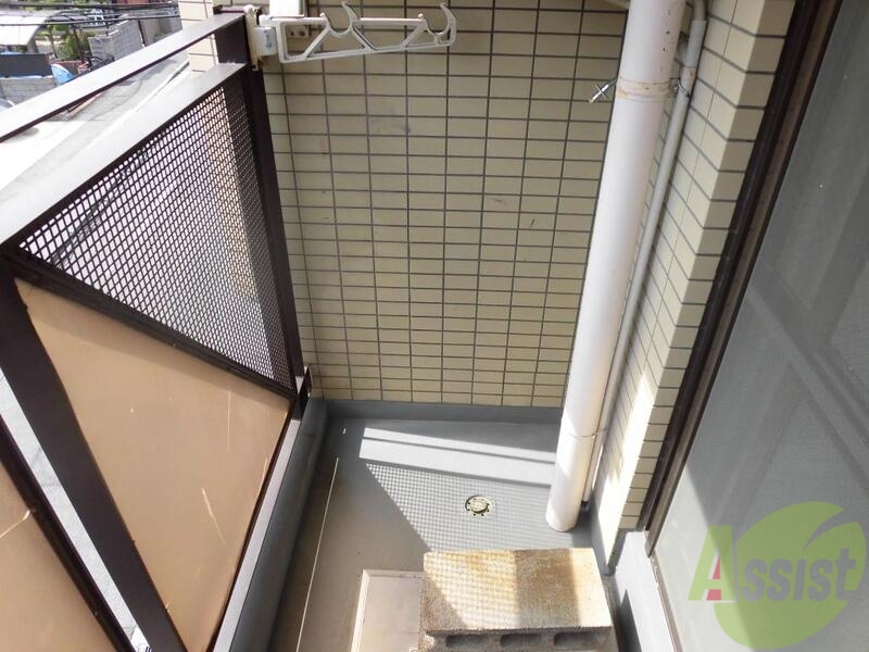 バルコニー　バルコニーはこちら