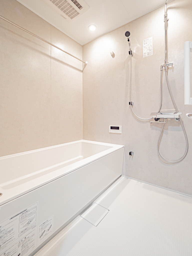 バス・シャワールーム　浴室