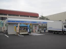 コンビニ　ローソン札幌北24東十二丁目店（コンビニ）まで208m