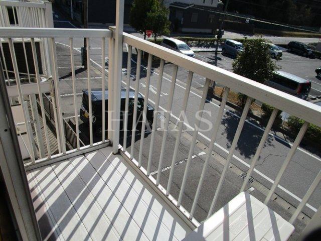 バルコニー　同物件別部屋です。