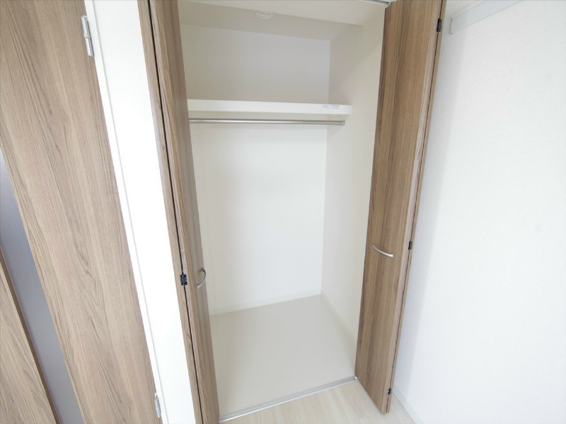 収納　ウォークインクローゼット（収納充実してます）