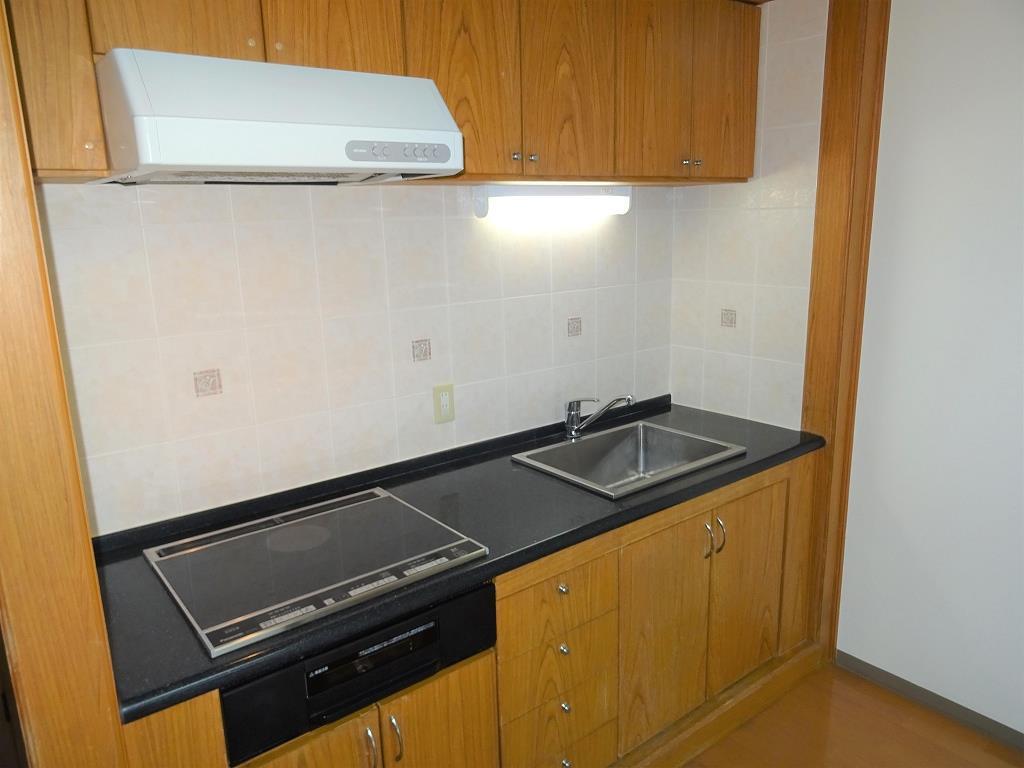 キッチン　（別部屋参考イメージ）システムキッチン♪IHコンロ付き！