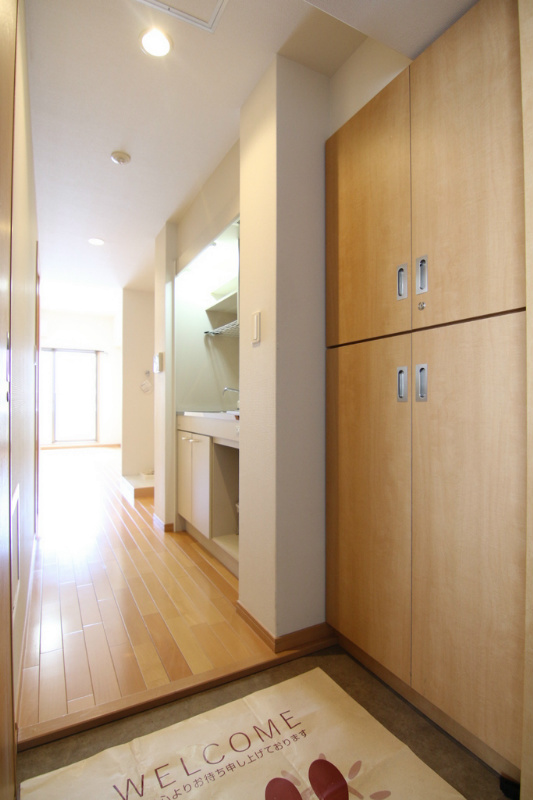 玄関　※別号室参考写真