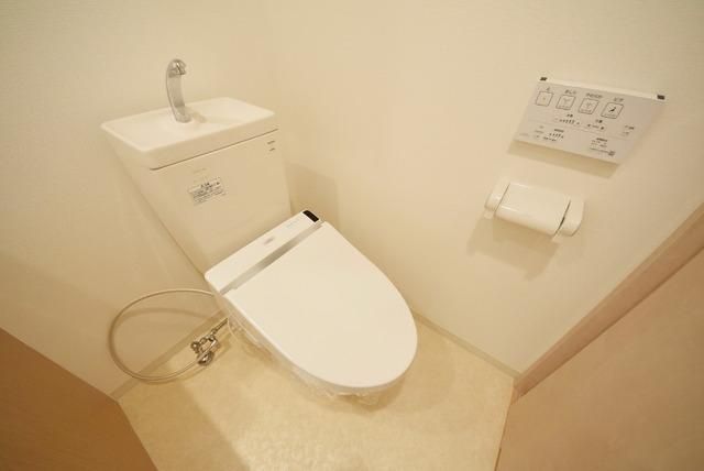 トイレ　★ウォシュレット完備です★