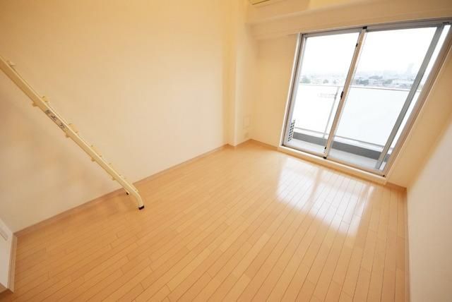 居室・リビング　★きれいなお部屋です★