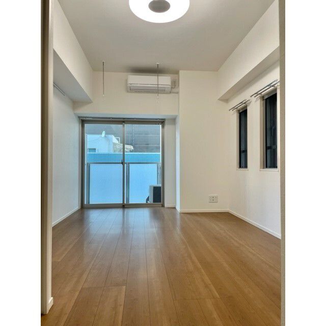 居室・リビング　※別部屋参考写真