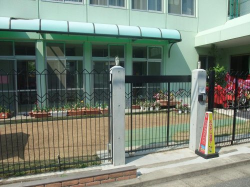幼稚園・保育園　墨田みどり保育園（幼稚園・保育園）まで158m
