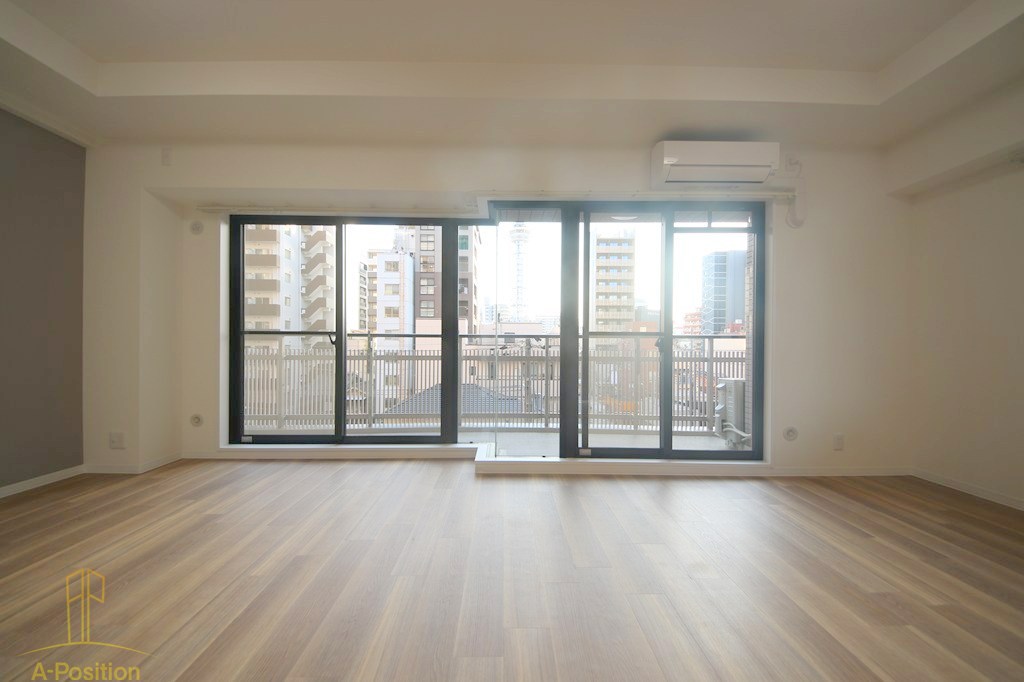 居室・リビング　フロンティアタワー難波EAST