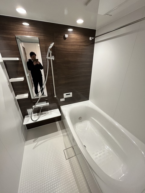 バス・シャワールーム