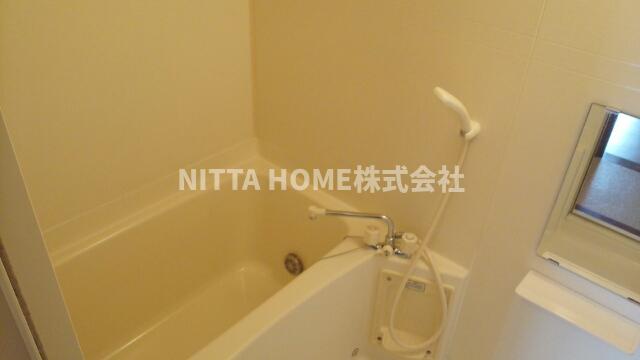 バス・シャワールーム　お風呂には追炊き機能が付いています！