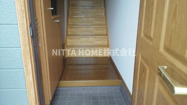 玄関　玄関下収納があります◎
