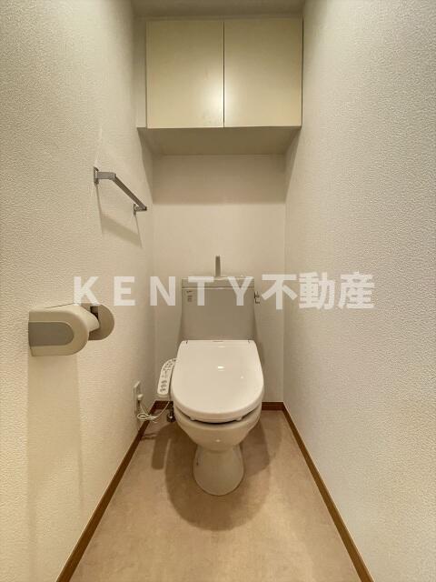 トイレ　同タイプ参考写真