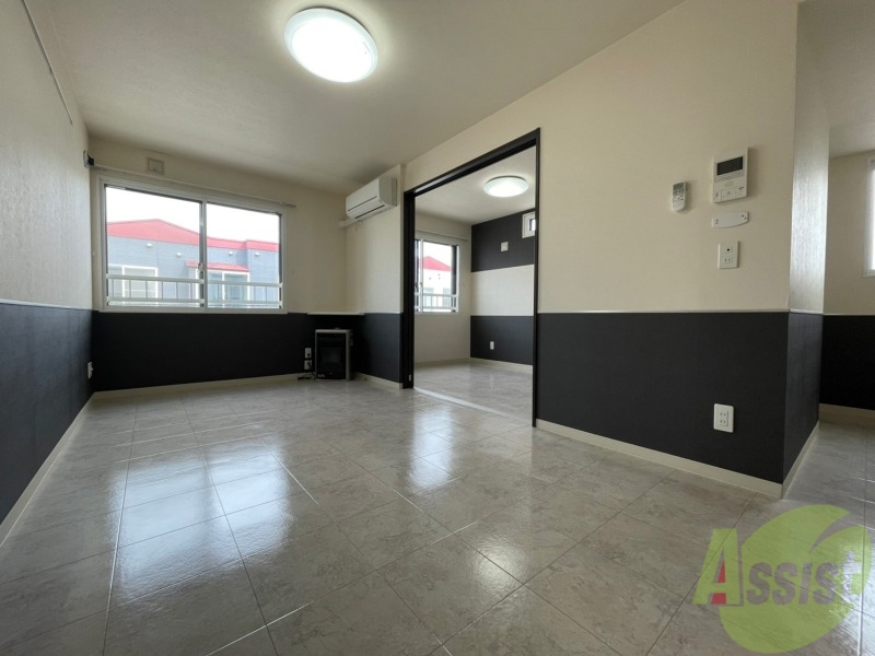 居室・リビング　広くてきれいなリビングです！快適に過ごせそうですね。