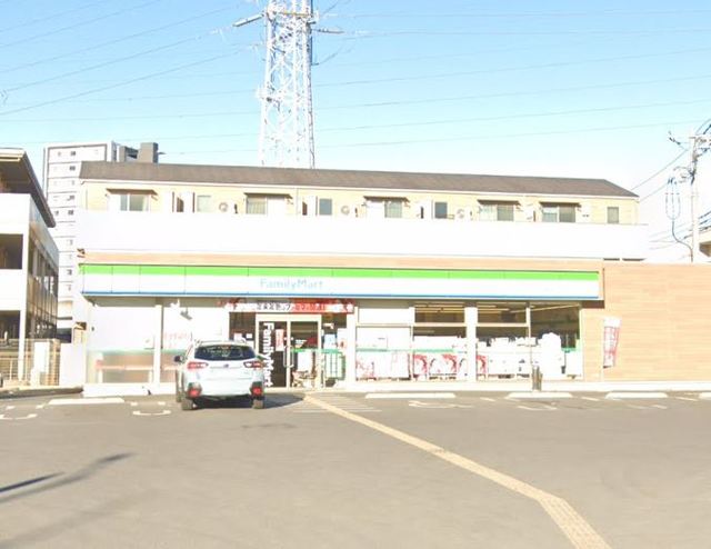 コンビニ　ファミリーマート八潮駅南店（コンビニ）まで387m