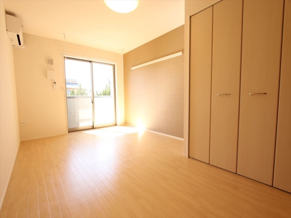 居室・リビング　日当たり良好9.1帖居室