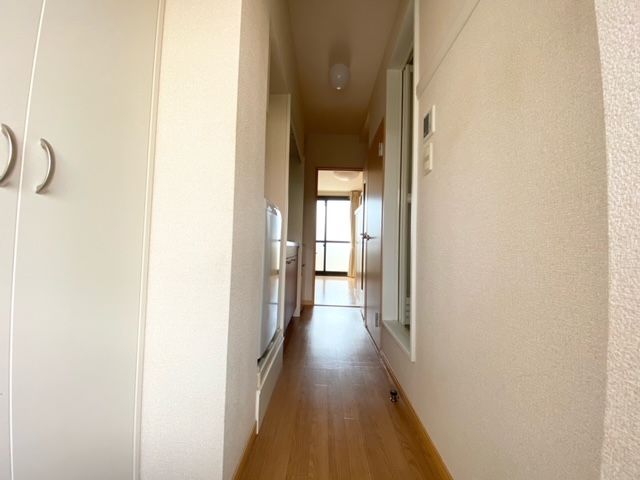 玄関　現況を優先