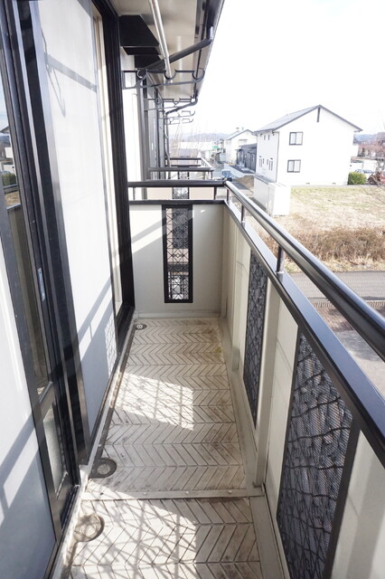 バルコニー　バルコニー