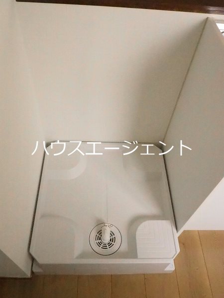 その他　室内洗濯機置場です※別部屋参考写真