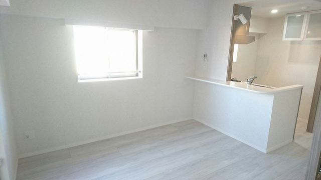 居室・リビング　現状優先