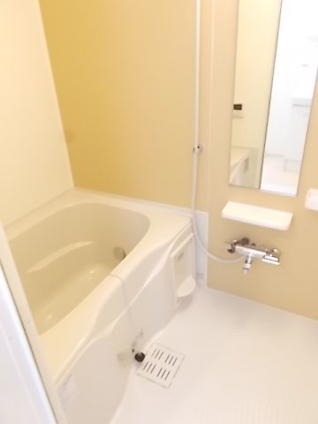 バス・シャワールーム　ゆったり過ごせるお風呂です