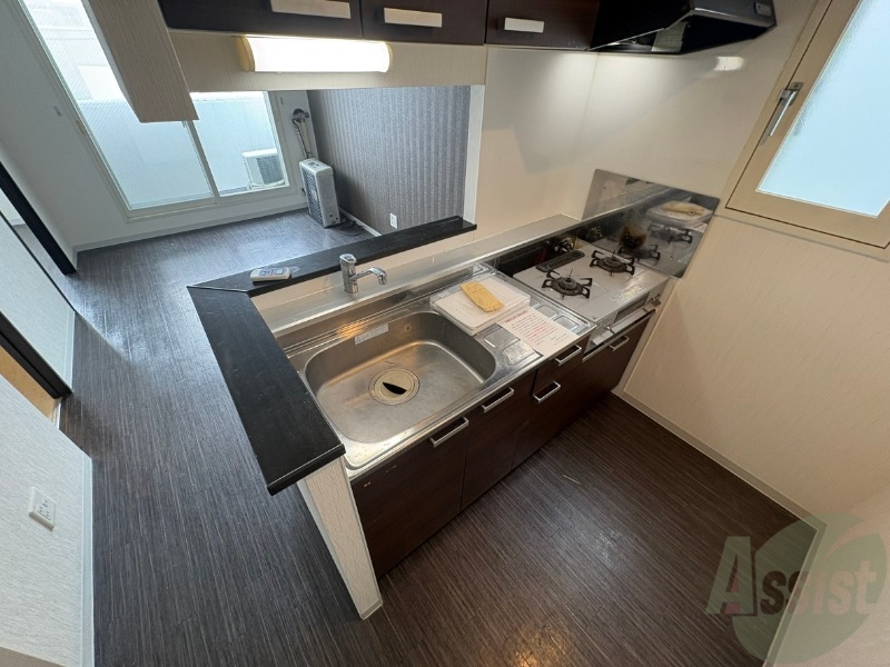 キッチン　リビングが見渡せる対面キッチンになってます。