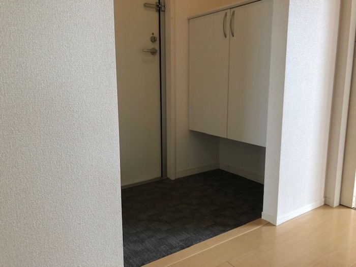 玄関　シューズボックス付きの玄関です★