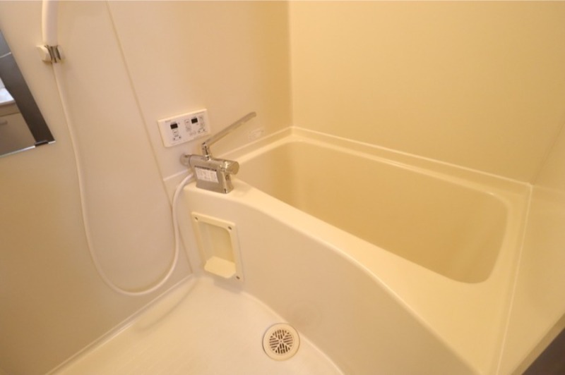 バス・シャワールーム　図面と現状に相違がある場合には現状を優先