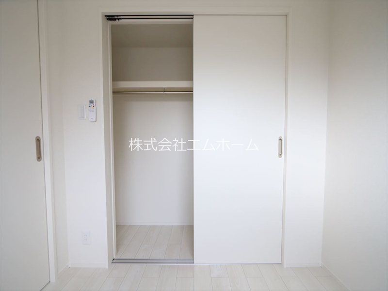 収納　クローゼット（収納充実してます）