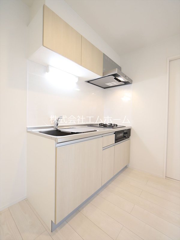 キッチン　システムキッチン（ガス2口コンロ・グリル付）