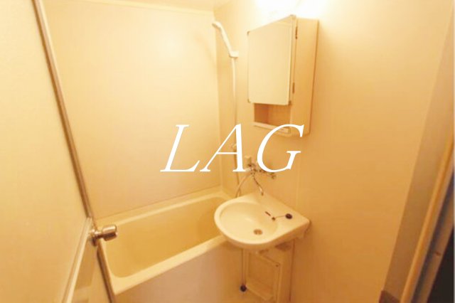 バス・シャワールーム　お風呂です。