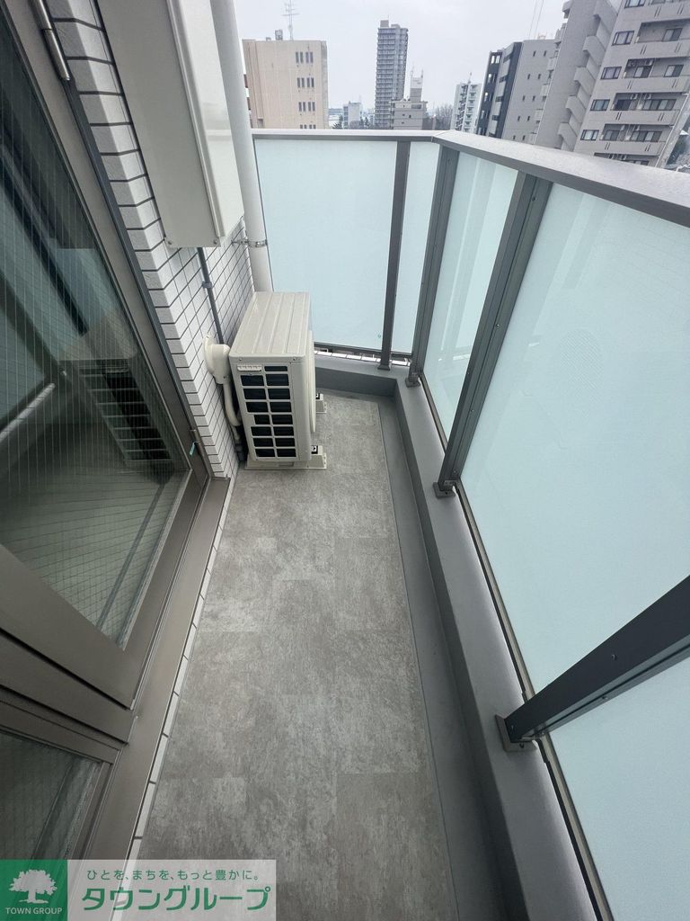 バルコニー　バルコニー