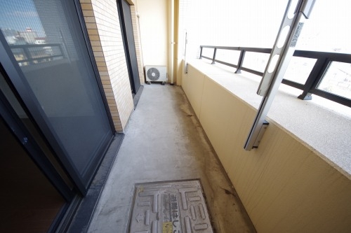 バルコニー　バルコニー（類似室外）