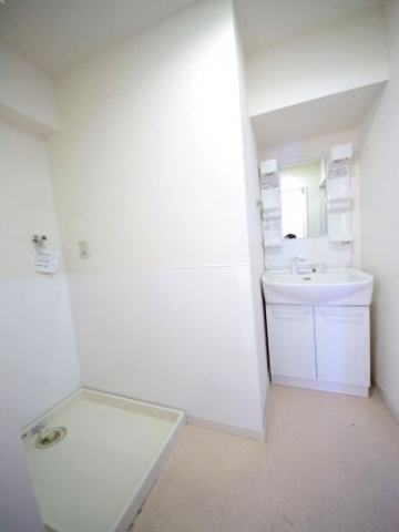 洗面設備　洗面所（類似室内）