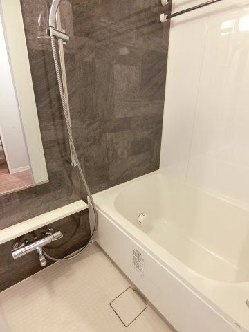 バス・シャワールーム　詳細は、RISUMO江坂本店→06-6155-7137まで♪