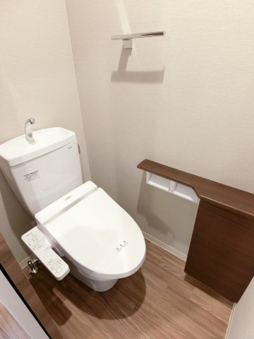トイレ　詳細は、RISUMO江坂本店→06-6155-7137まで♪