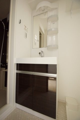 洗面設備　あると便利な独立洗面台