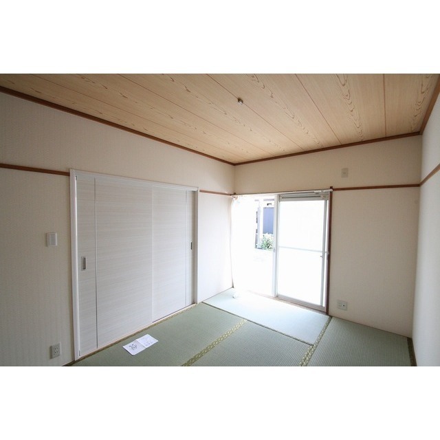 居室・リビング　和室６帖