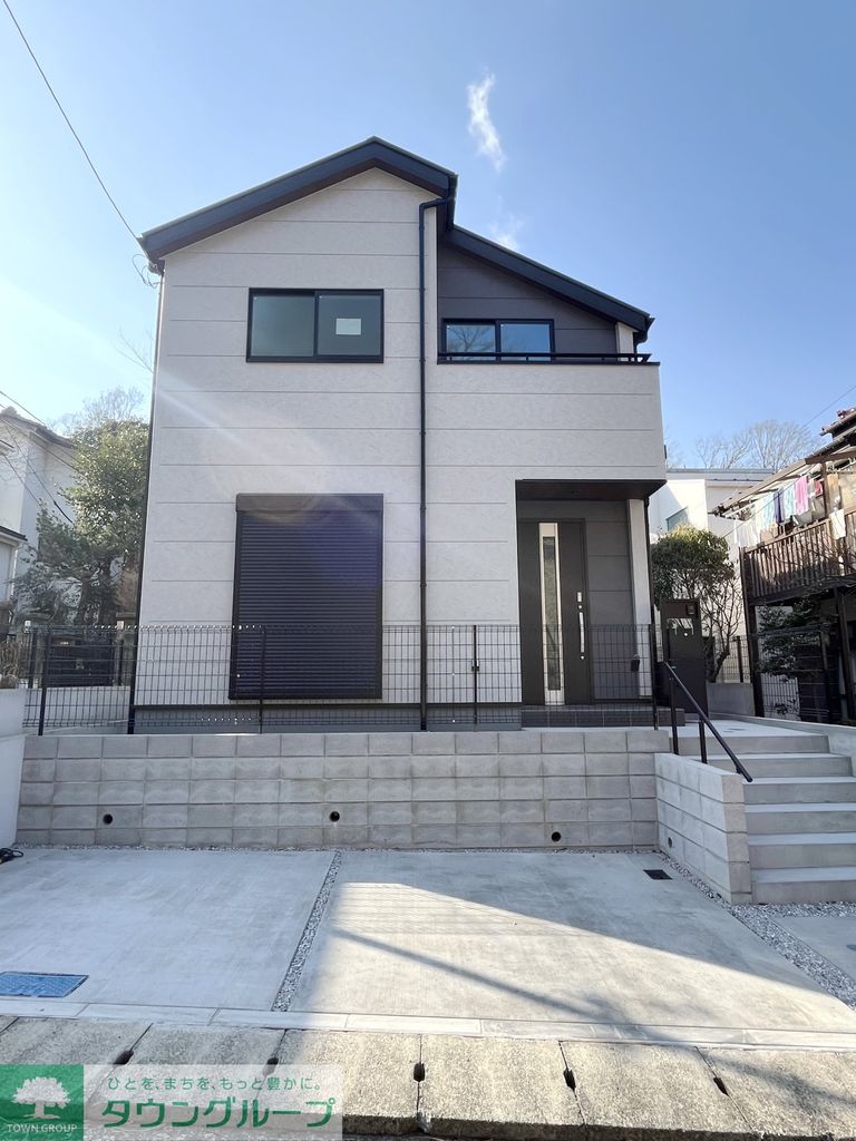 建物外観　エントランス