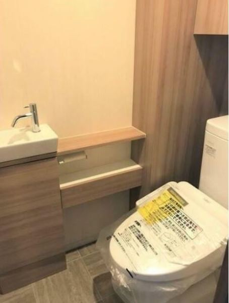 洗面設備　※同タイプ参考写真