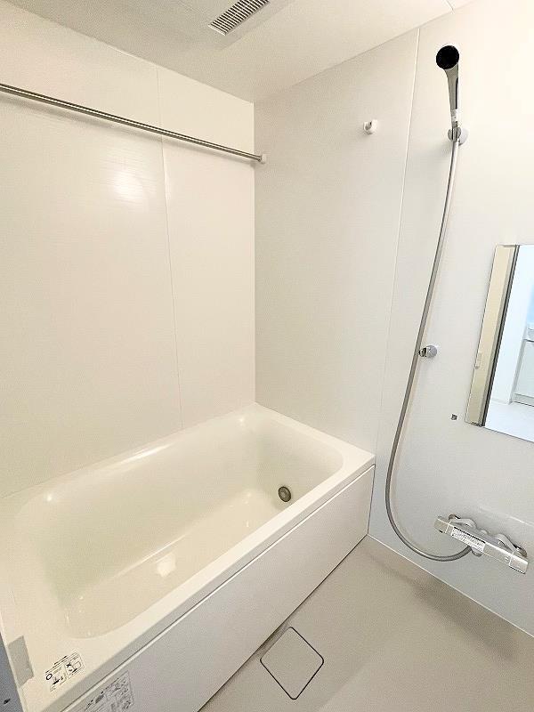 バス・シャワールーム　追い焚き・浴室乾燥機能付き